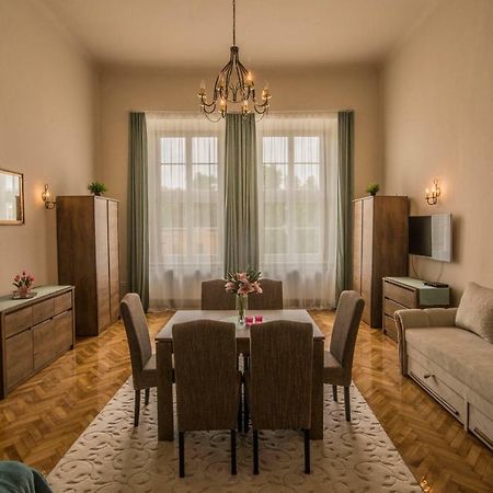 Suzy Apartman Еґер Екстер'єр фото